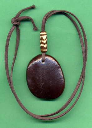 �}�i�E�`���̎�������ꂽ�l�b�N���X